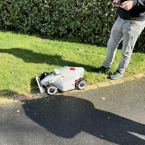 NOS ROBOTS DE TONTE - programmation robot sans fil